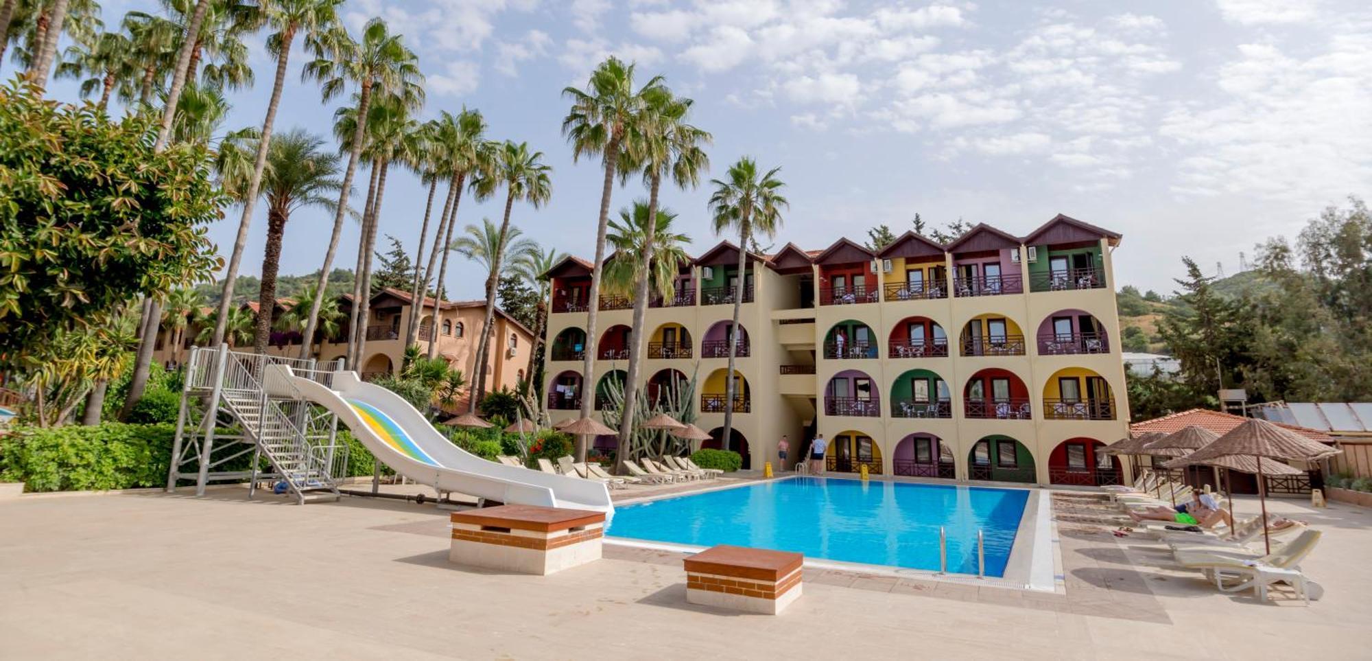 Club Tropical Beach Hotel Toslak 외부 사진