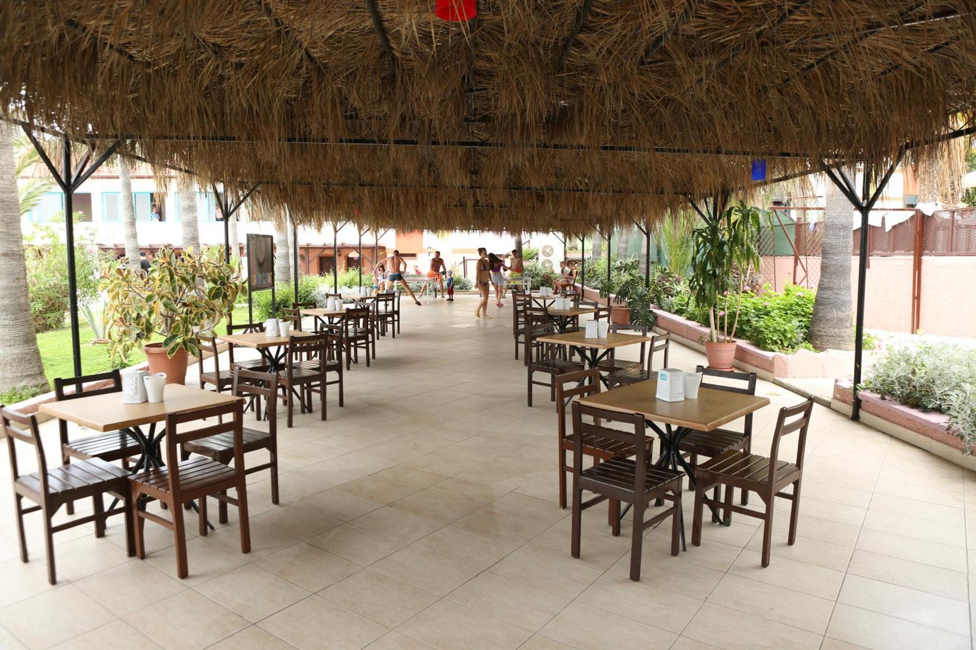 Club Tropical Beach Hotel Toslak 외부 사진