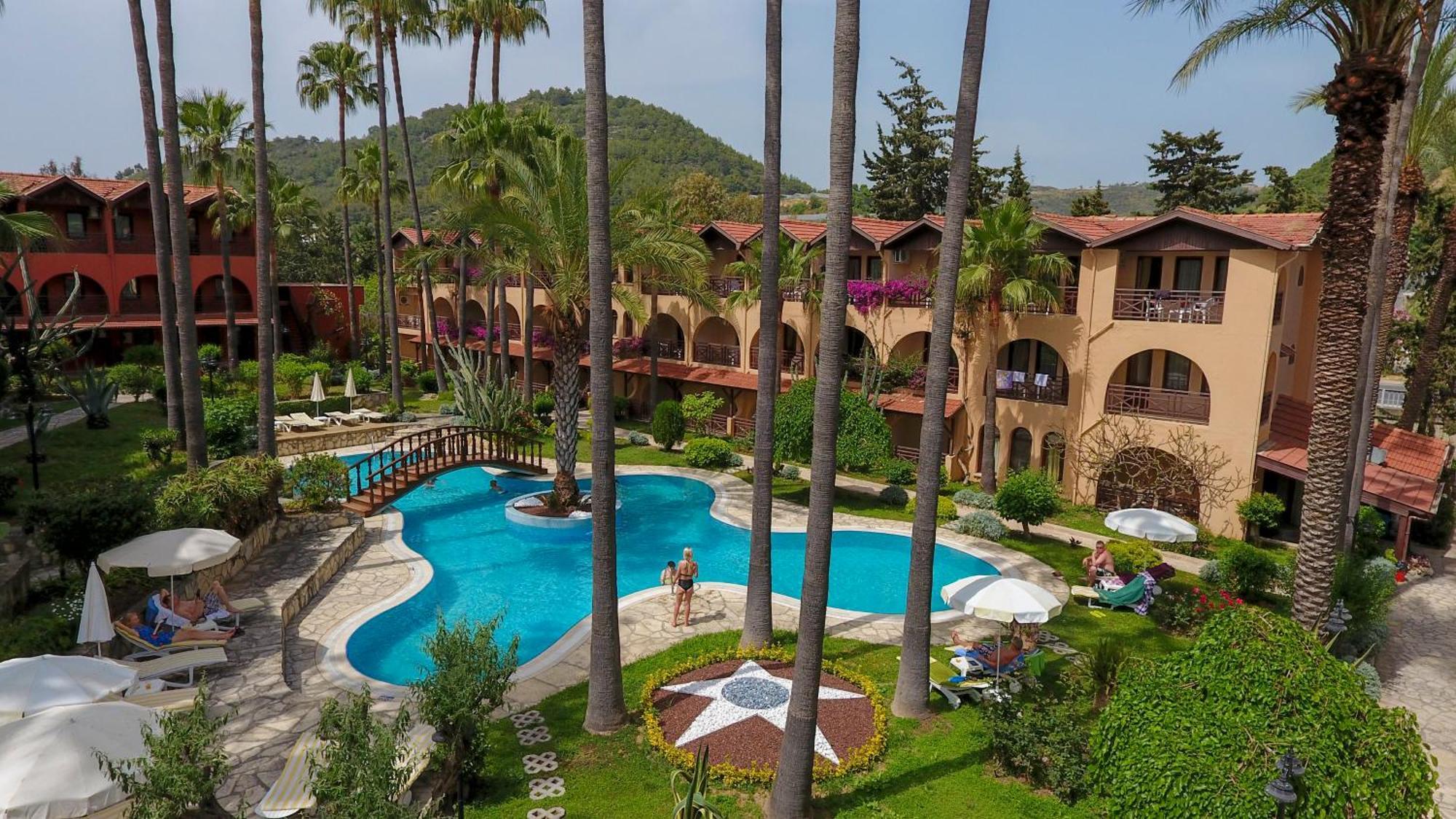 Club Tropical Beach Hotel Toslak 외부 사진