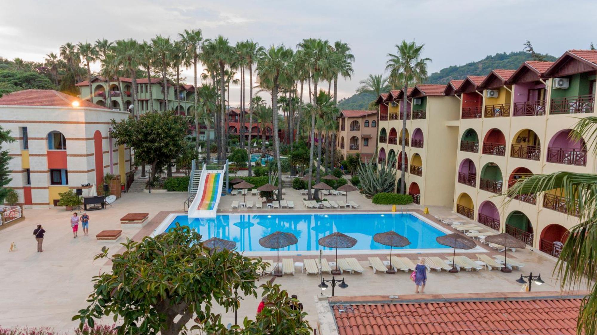 Club Tropical Beach Hotel Toslak 외부 사진